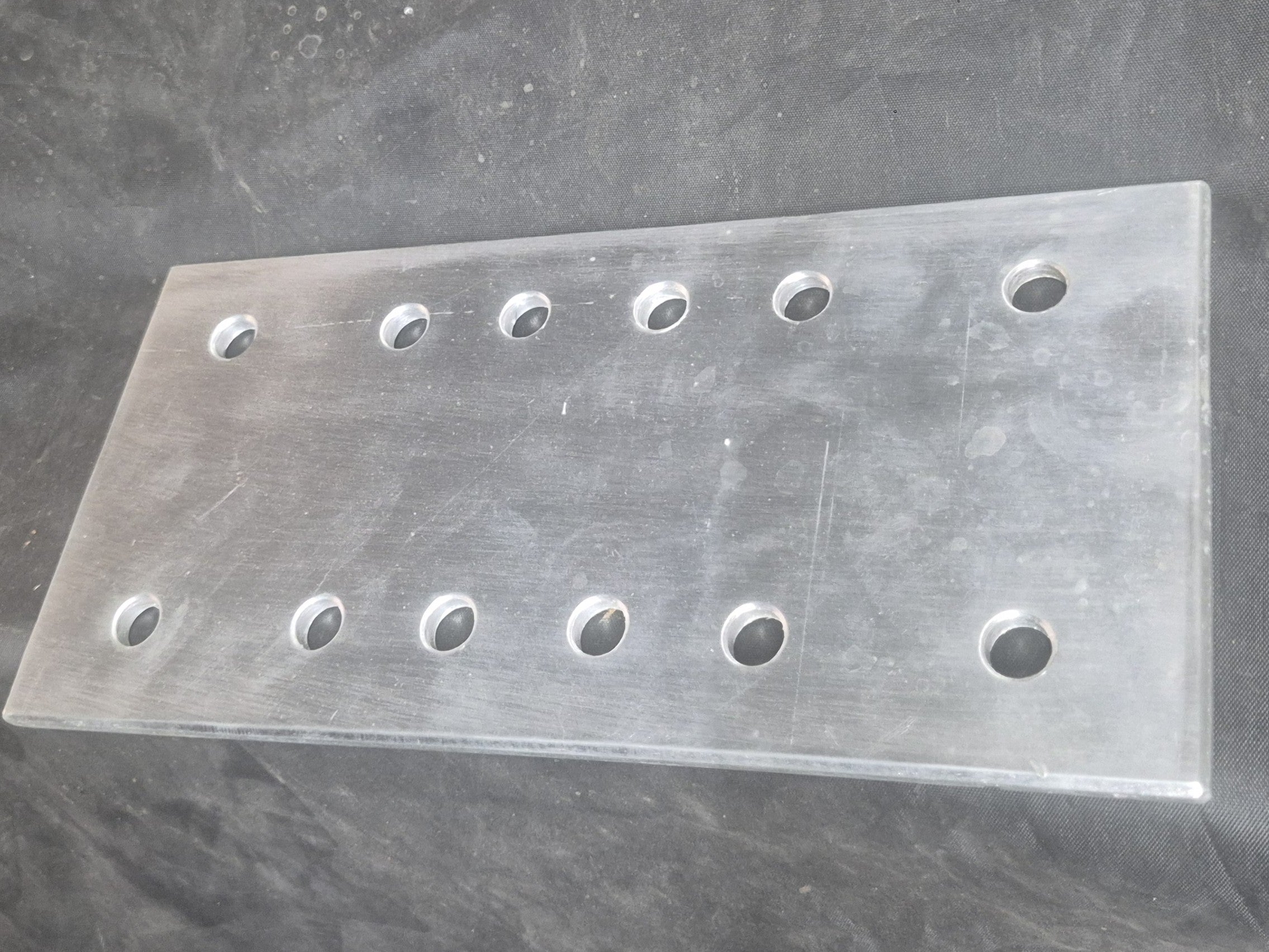 Universal Side Mount Adapter Plate – Multi-Hole Aluminum Base for Yak-Raks
